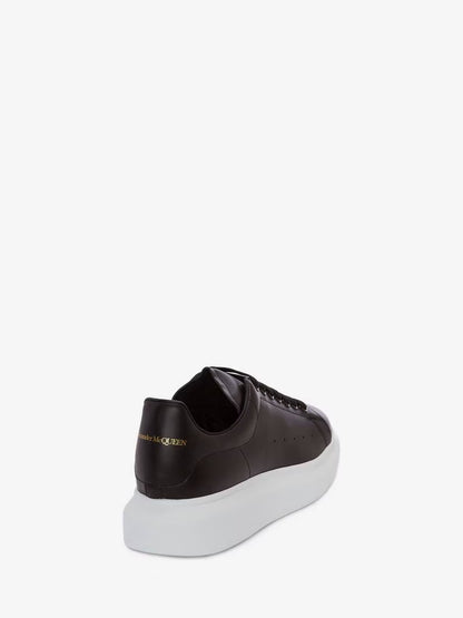 McQueen Nere