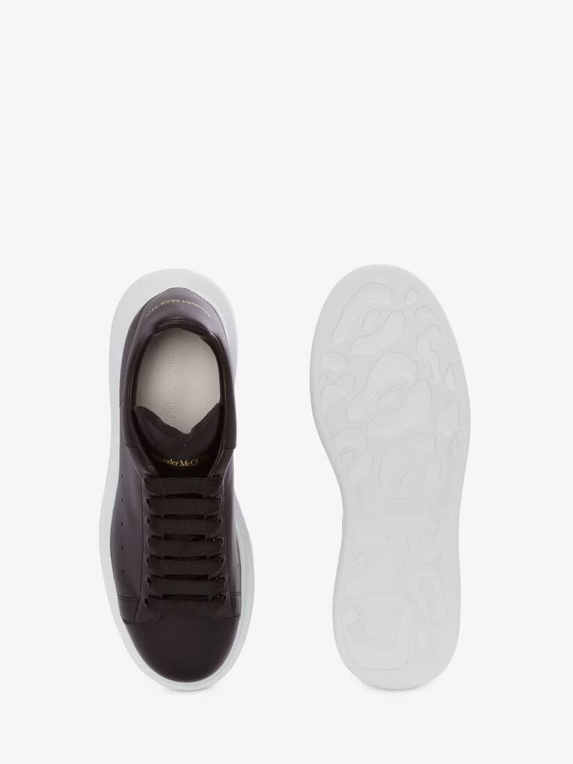 McQueen Nere